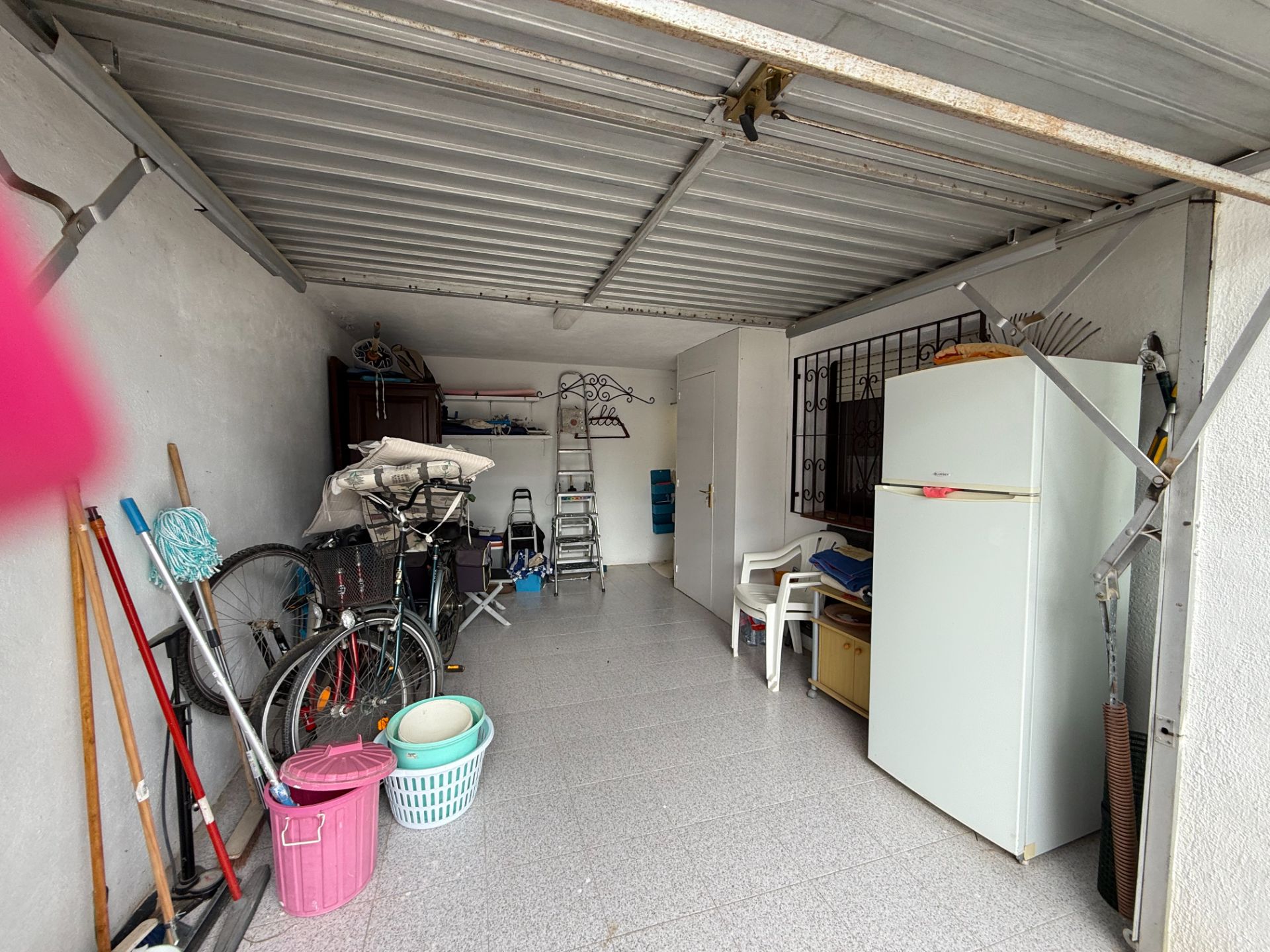 **Bonita casa unifamiliar en Venta en una Ubicación Tranquila** - Image 12