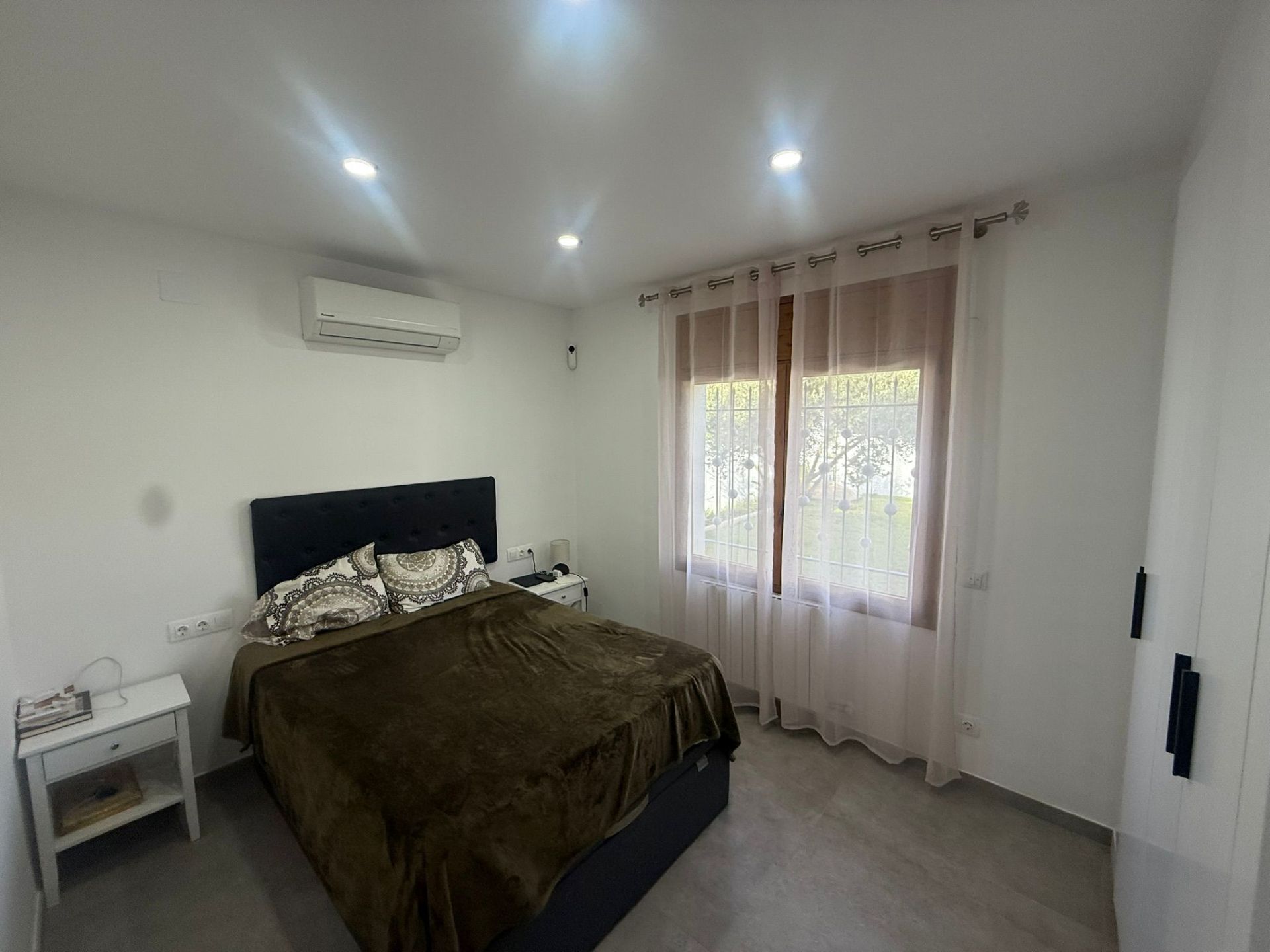 **Increible Chalet Independiente con piscina privada en el Corazón de Miami Playa** - Image 41