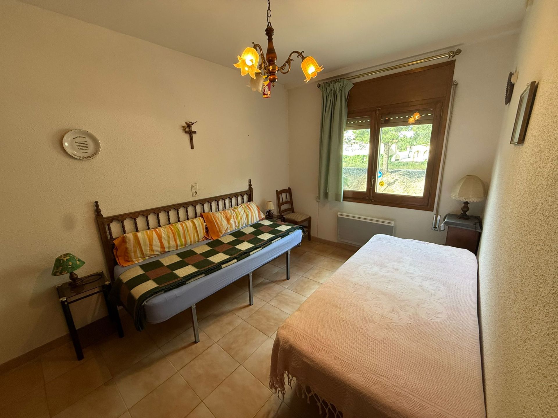 **Piso en Primera Línea de Playa - ¡Tu Refugio Ideal! ** - Image 13