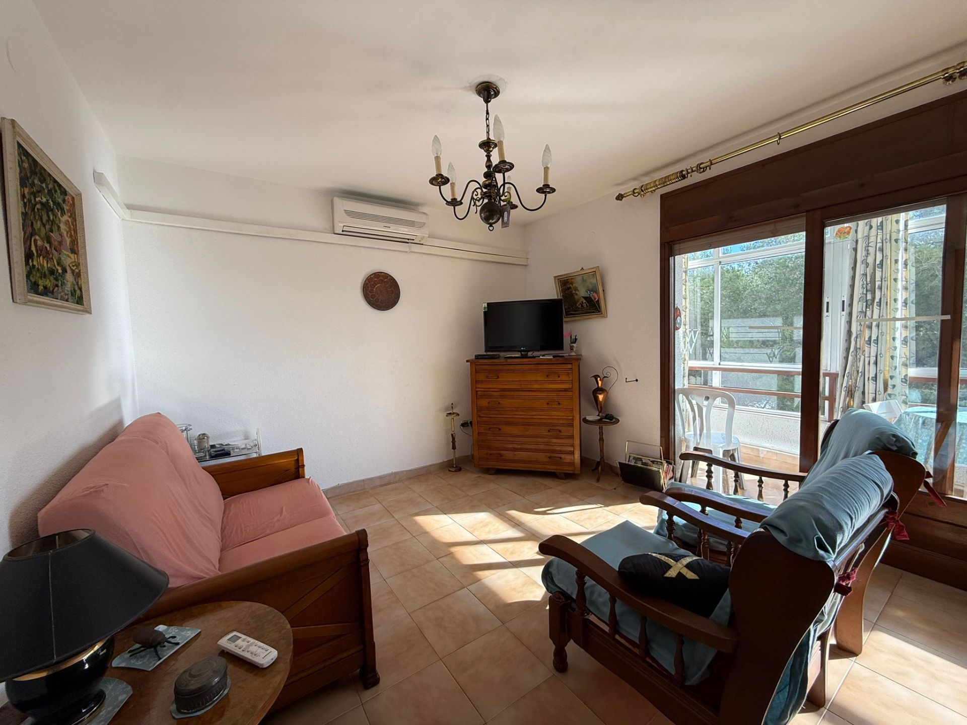 **Piso en Primera Línea de Playa - ¡Tu Refugio Ideal! ** - Image 21