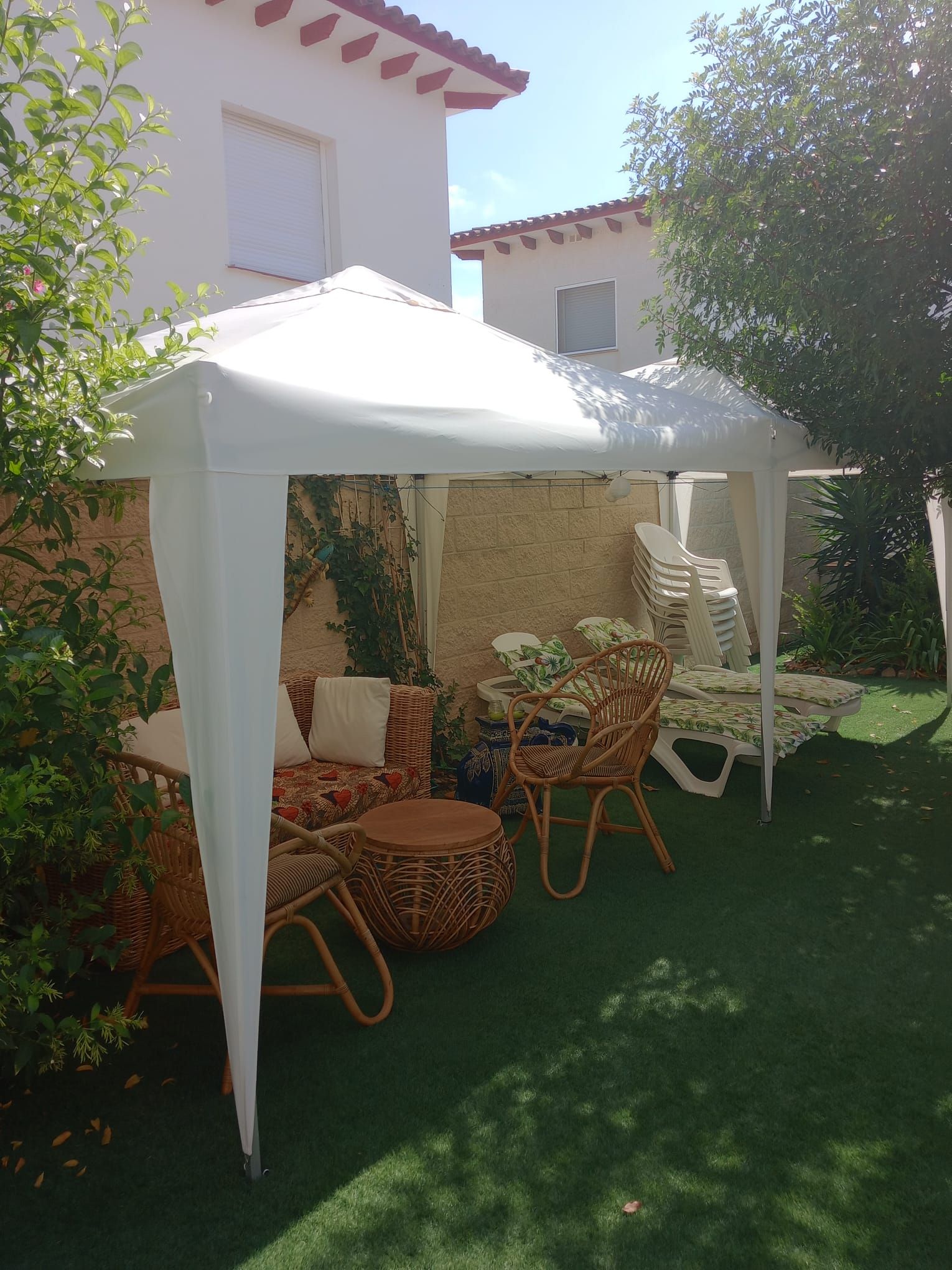 ¡Descubre tu nuevo hogar en este espectacular piso en planta baja, completamente reformado y ubicado a solo 100 metros de la playa en Cambrils - Image 26