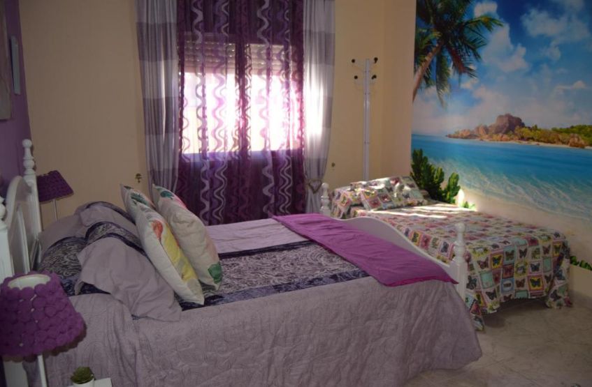 **Chalet Independiente en el Corazón de Miami Playa y con licencia turistica ** - Image 9