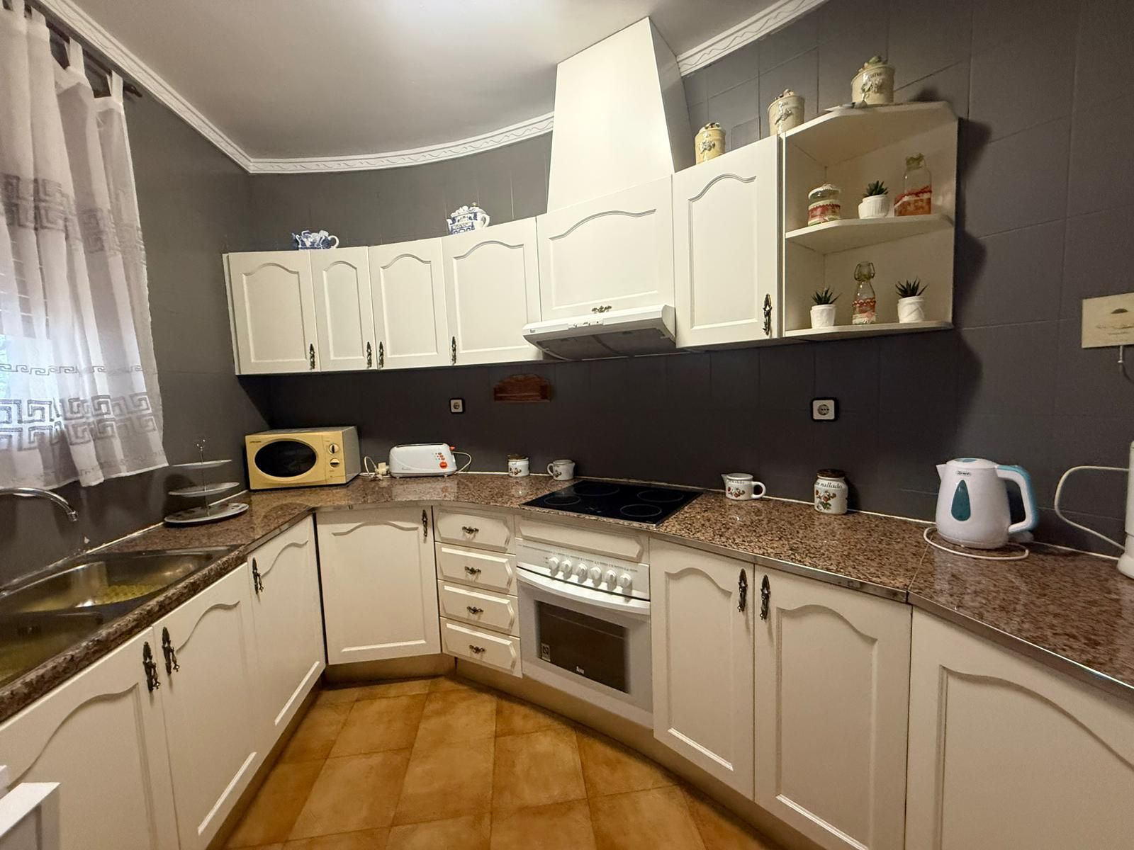 **Chalet Independiente en Venta - Ideal para Disfrutar del Verano y con licencia turistica** - Image 15