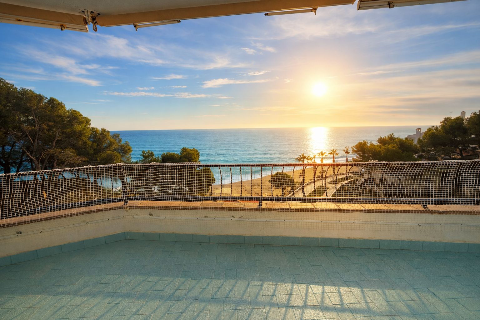 Increible apartamento en primerisima linea - una oasis junto al mar - Image 1