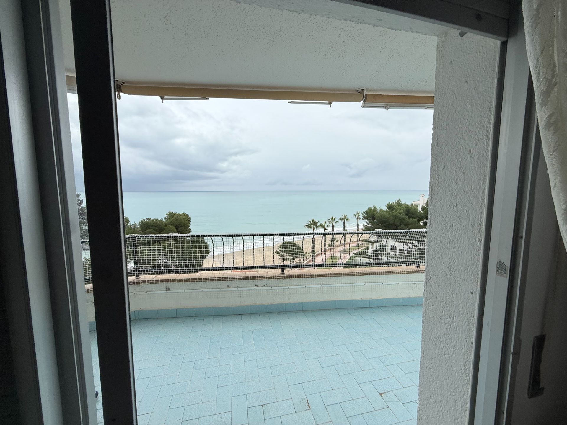 Increible apartamento en primerisima linea - una oasis junto al mar - Image 24