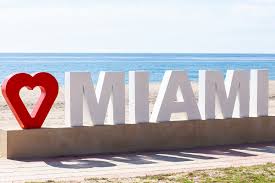 Apartamento co vistas al mar desde una ubicación privilegiada en Miami Playa - Image 19