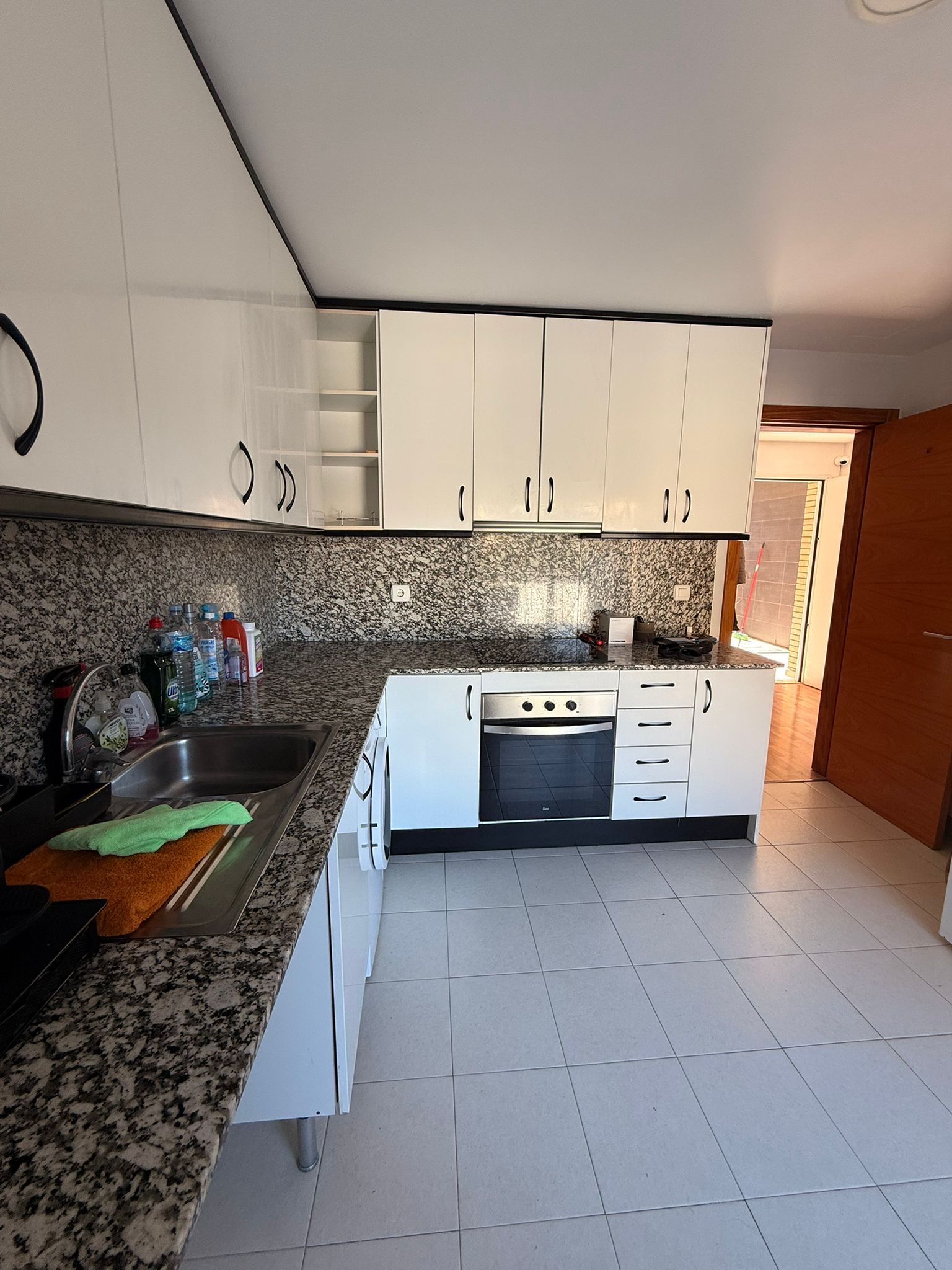 ¡Increible adosado en pleno centro de Miami Playa! - Image 7