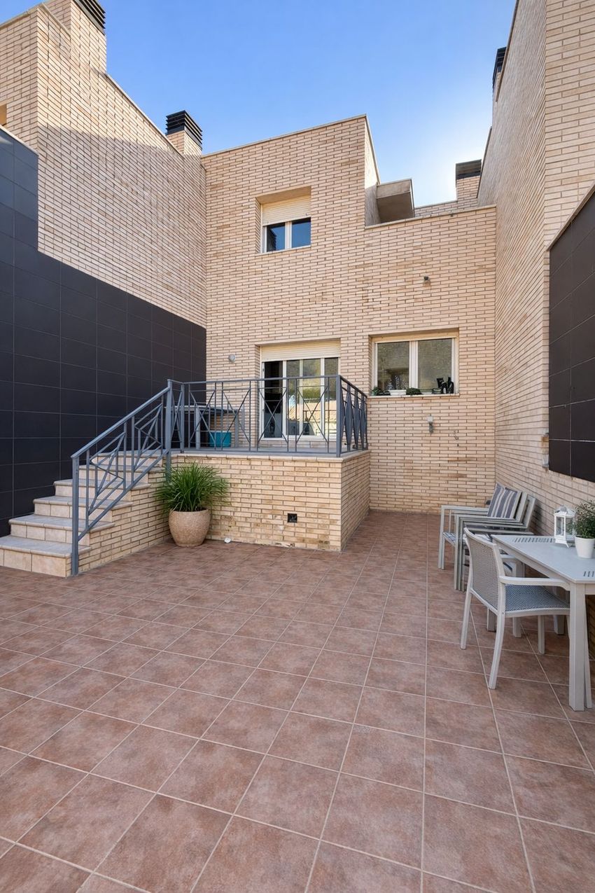 ++ Chalet adosado en venta en Miami Platja ++ - Image 9