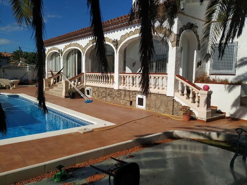++ Casa o chalet independiente en venta en Centro ++ - Image 3